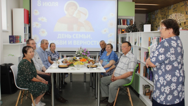 Ромашковое настроение в Атлашевской сельской библиотеке