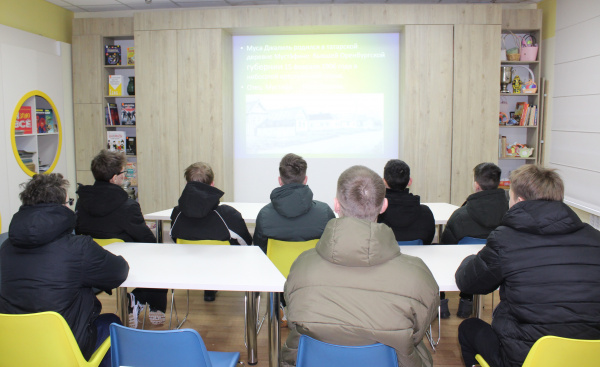 Жизнь моя песней звенела в народе… – урок – портрет в Кшаушской сельской библиотеке  