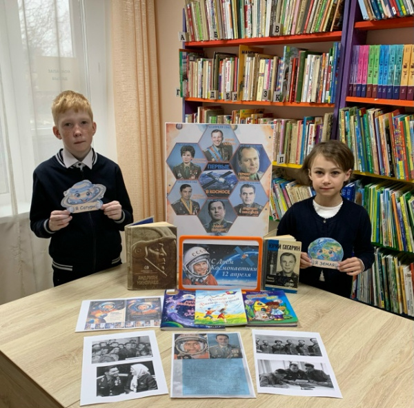 Мчатся ракеты к дальним мирам