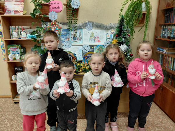   Мастерская Деда Мороза: творим волшебство