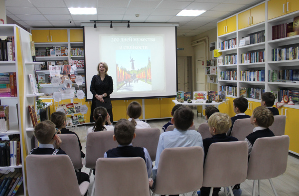 Всероссийская акция "200 минут чтения: Сталинграду посвящается" в Пархикасинской библиотеке