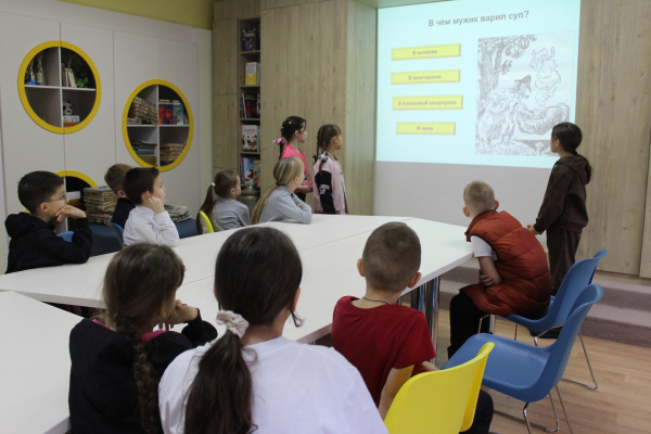 В мире сказок Салтыкова-Щедрина – литературный час в Кшаушской сельской библиотеке 