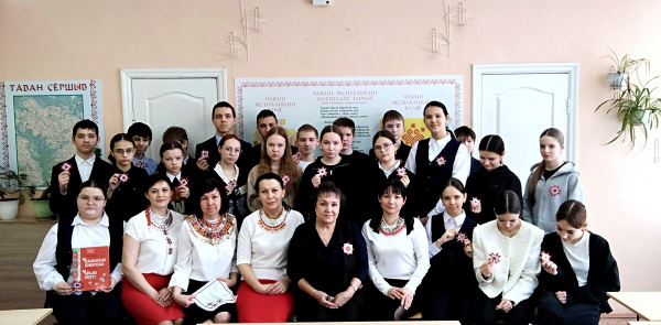 Открывая корни: национальные узоры в современном творчестве.