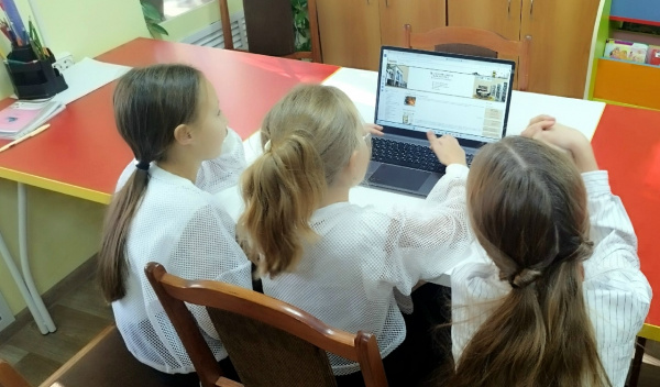 Час полезной информации «Интернет бывает разным: другом верным иль опасным»