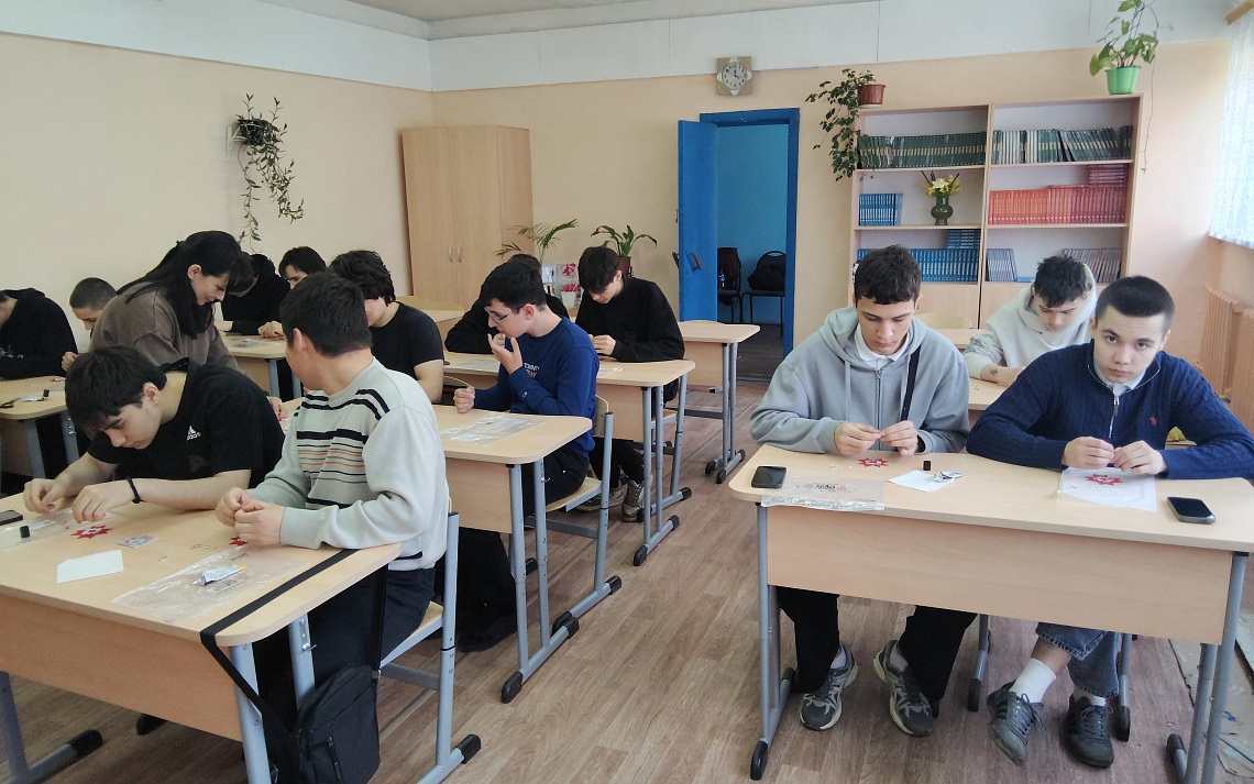 От просветителя к орнаменту: увлекательный мастер-класс Чувашском аграрном колледже имени Героя России Е.С. Александрова