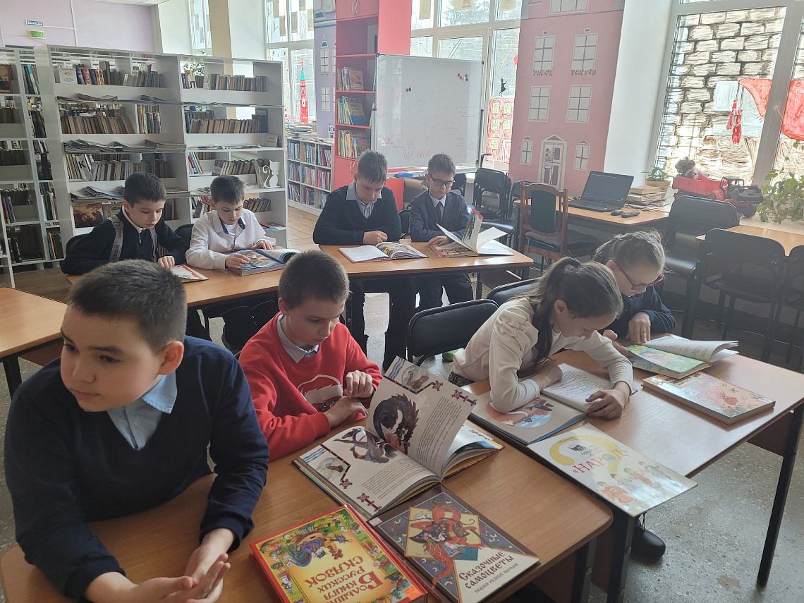 Здравствуй книжника неделя!