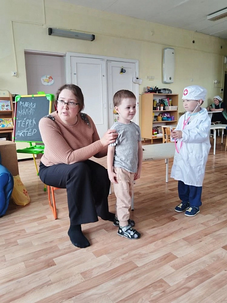 Выбирает в детстве каждый