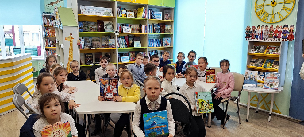 Книжный марафон «Книга объединяет сердца» в Синьяльской сельской библиотеке