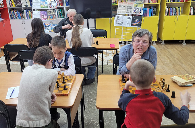 В шахматном клубе «ШахматориУм»