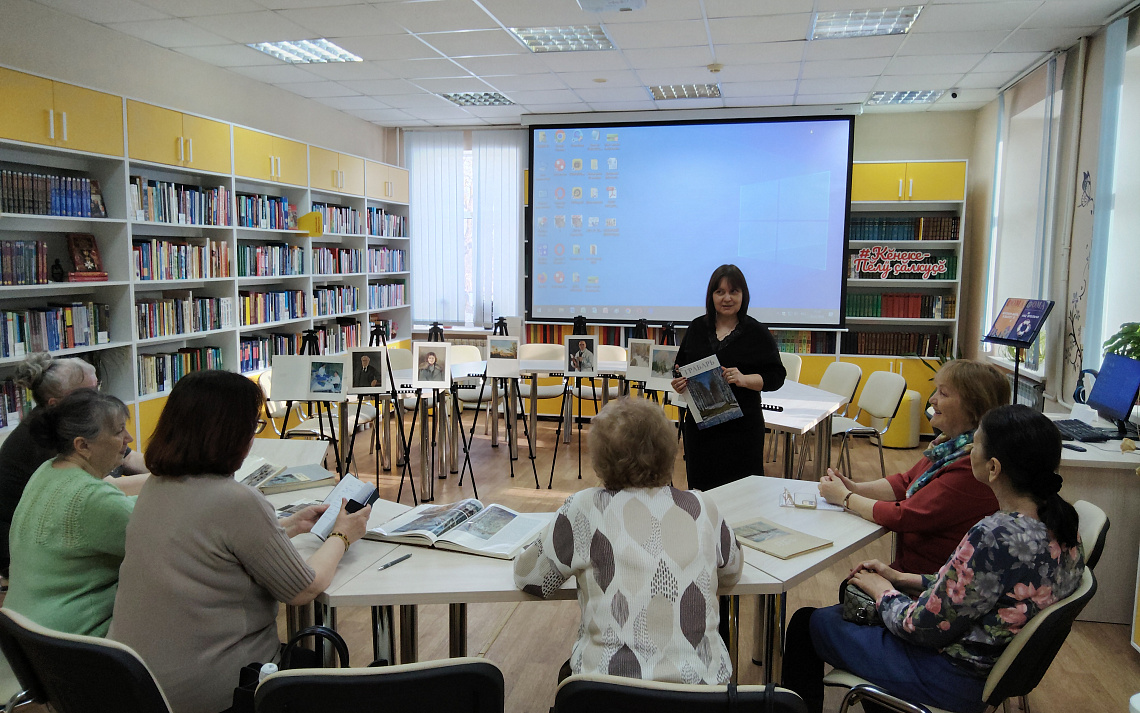 Весна в искусстве: "Женщина с книгой" открывает новые грани