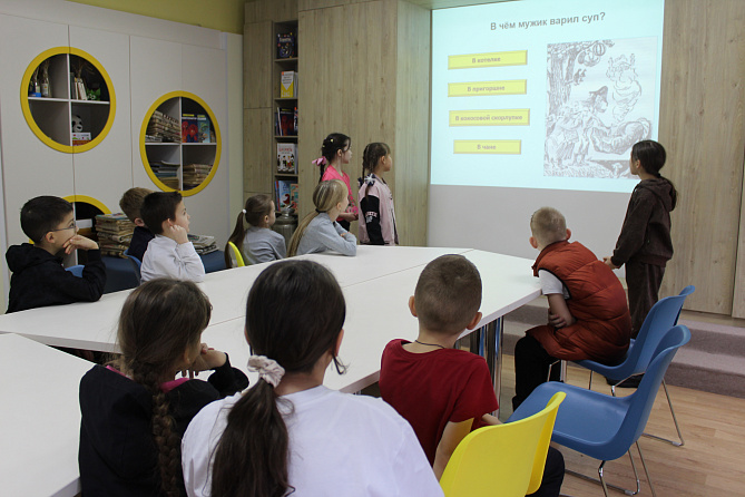 В мире сказок Салтыкова-Щедрина – литературный час в Кшаушской сельской библиотеке 